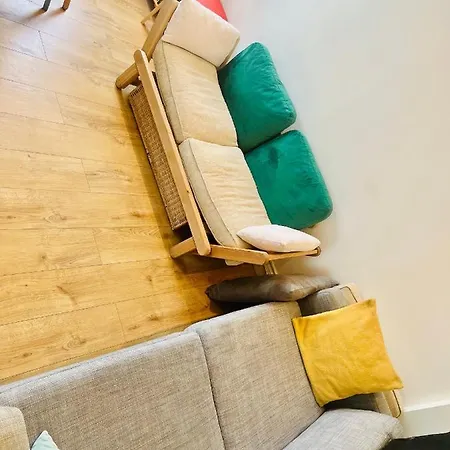 Very Lovely And 1-bed In *