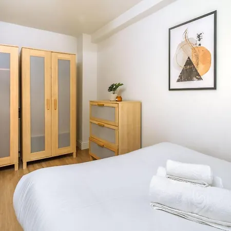 Lovely 2br Flat By Kings Cross Station Apartment