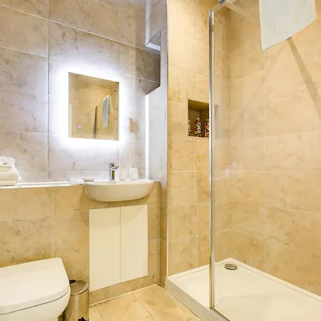 Hybrid Resi - Near Richmond - Wimbledon * New Malden