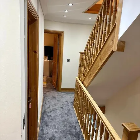 Apartment Haddington Road In Bromley London