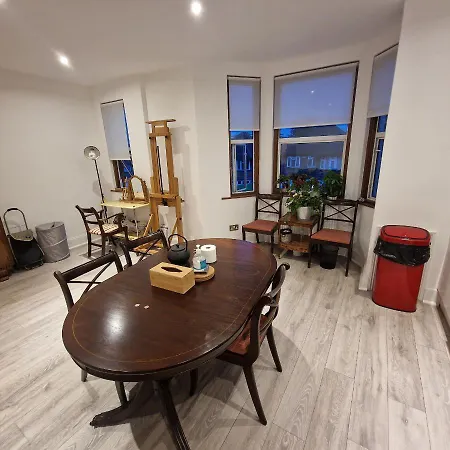 One Bedroom One Sitting Ro Let