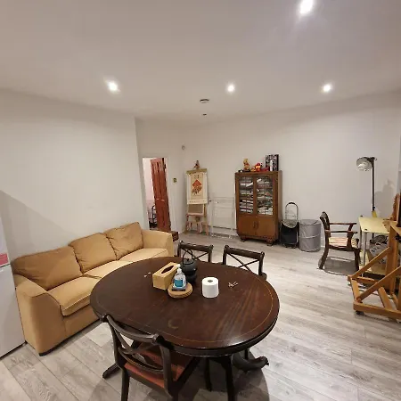 One Bedroom One Sitting Ro Let