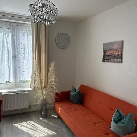 8 Thomas House - Beautiful Spacious Modern London