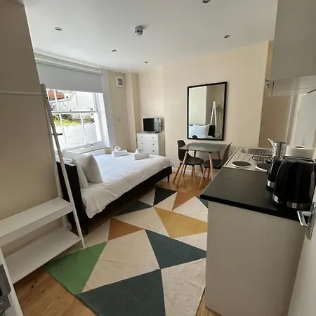 Flat 1, 128a Belsize Road Nw6 4bg