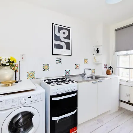 The Clapham Getaway - Charming 1bdr Flat Apartment *