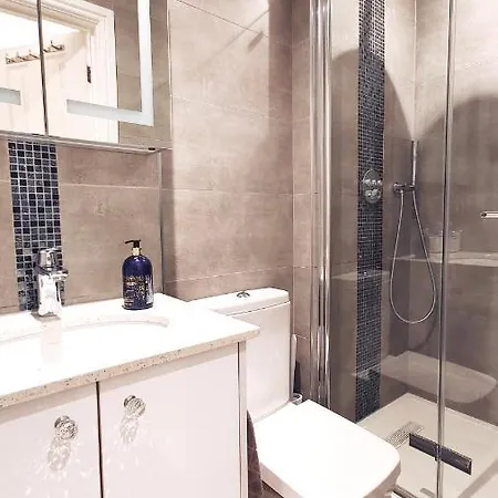 4 Bed Modern House Next To Hyde Park * London