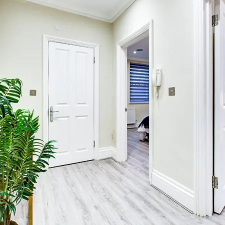 Hybrid Resi - Battersea Near Power Station شقة *