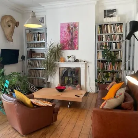 Apartment Artistic Spacious Flat In Brixton *