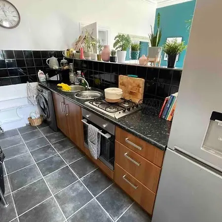 One Bedroom Flat In The Heart Of Islington Apartment London