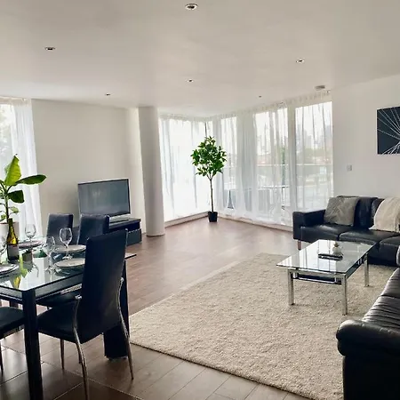 Apartment Royal Victoria Flats *