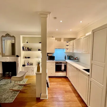 Apartment The Parisian Kensington London