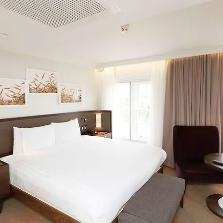 Hilton Hyde Park London
