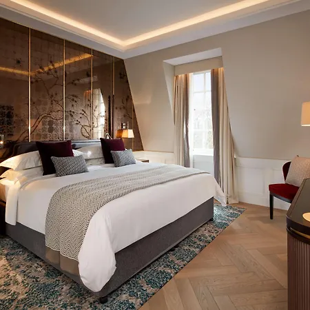 The Biltmore Mayfair 5*