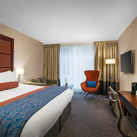 Hotel Leonardo Royal St Paul’s