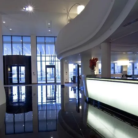 Hilton London Heathrow Airport Terminal 5 Hotel Hillingdon