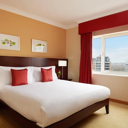 The Chelsea Harbour And 5*