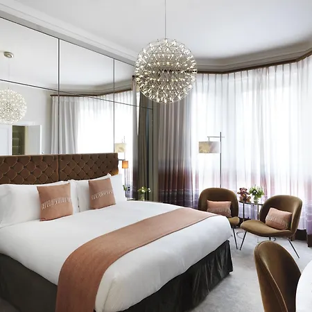 Hotell The Athenaeum & Residences 5*