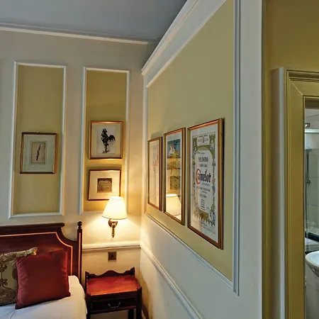 Grange Blooms Hotel London