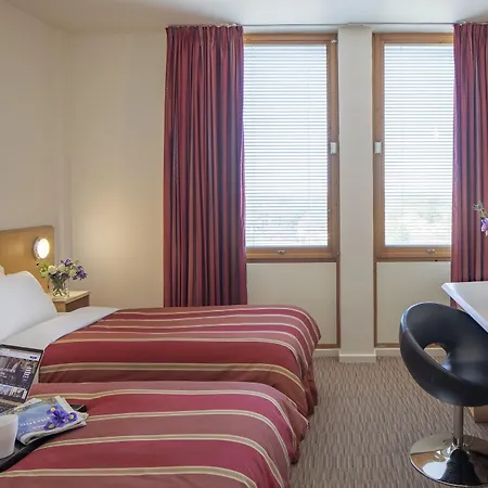 Hotel St Giles Heathrow - A St Giles