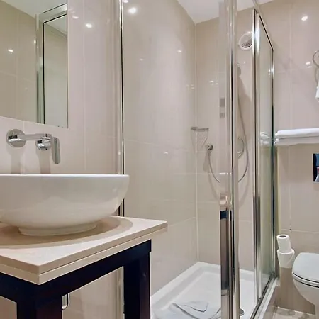 Park Grand Hyde Park 4*