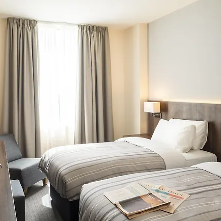 St Giles Heathrow - A St Giles 3*