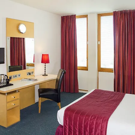 Hotel St Giles Heathrow - A St Giles