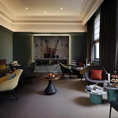 Signature Townhouse Hyde Park Hotel