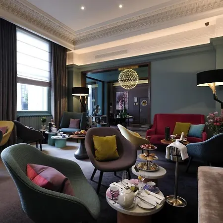 Signature Townhouse Hyde Park Hotel 4*