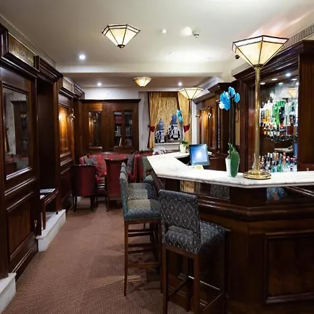Rochester By Blue Orchid 4* London