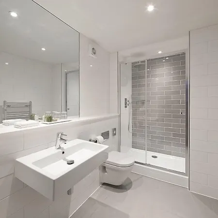 Signature Townhouse Hyde Park Hotel