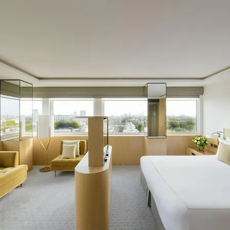 ロイヤル ランカスター ホテル 5*