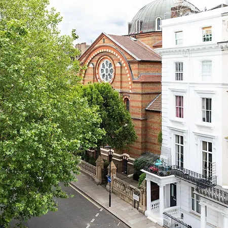 Princes Square 4* Londyn