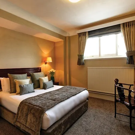 Hotel Gem Strathmore