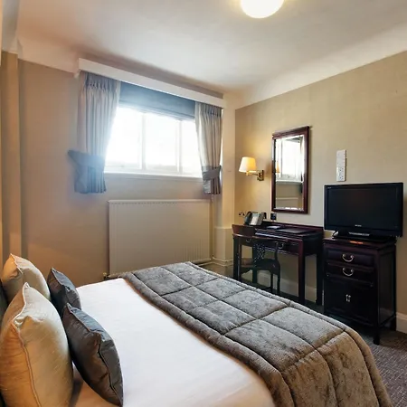 Hotel Gem Strathmore 4*