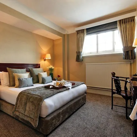 Gem Strathmore 4*