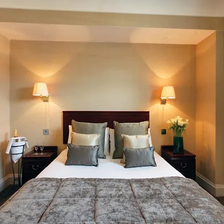 Hotel Gem Strathmore