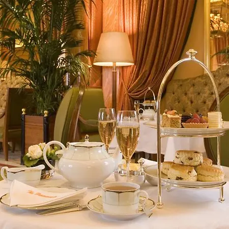 The Colonnade Hotel
