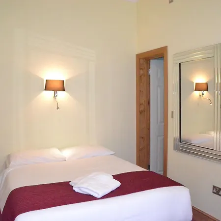 Hotell 65