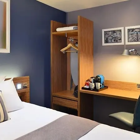 Travelodge Docklands