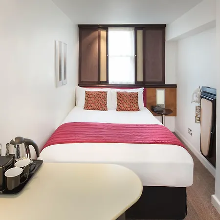 Corus Hyde Park 4* Londýn