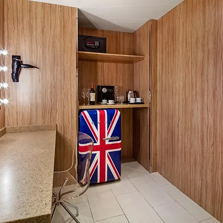 Hotel Radisson Blu Hotel, Mercer Street London