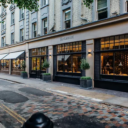 Hotel Radisson Blu Hotel, Mercer Street London
