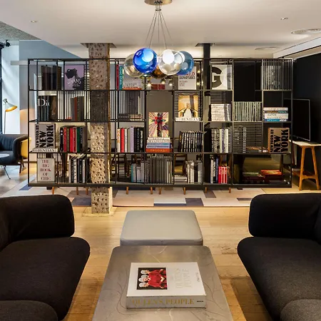 Radisson Blu Hotel, Mercer Street Hotel London
