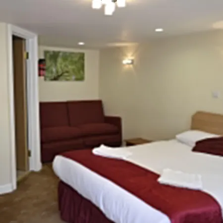 Cranbrook Hotel