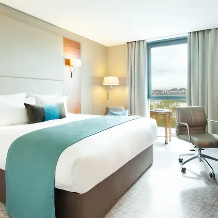 Crowne Plaza - Docklands By Ihg מלון