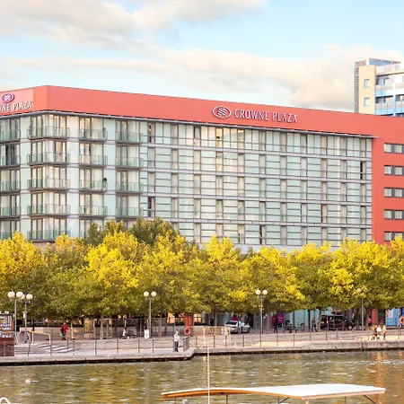 Crowne Plaza - Docklands By Ihg מלון