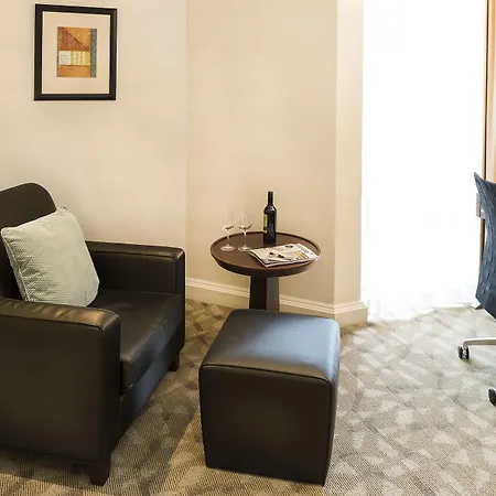 Millennium And Conference Centre Gloucester 4*
