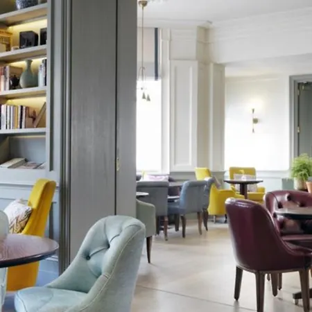 The Kensington 5*