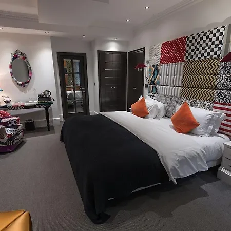 Hotel The Exhibitionist 5*