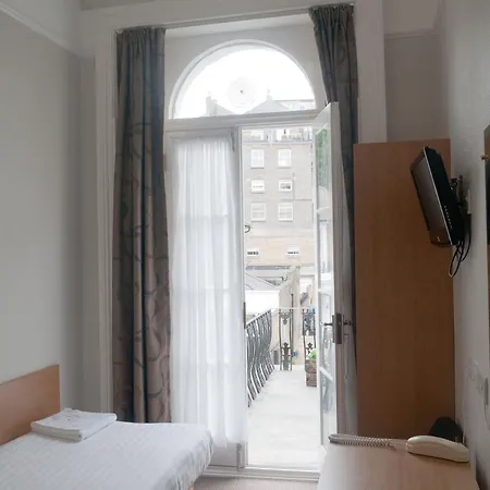 Lords Hotel